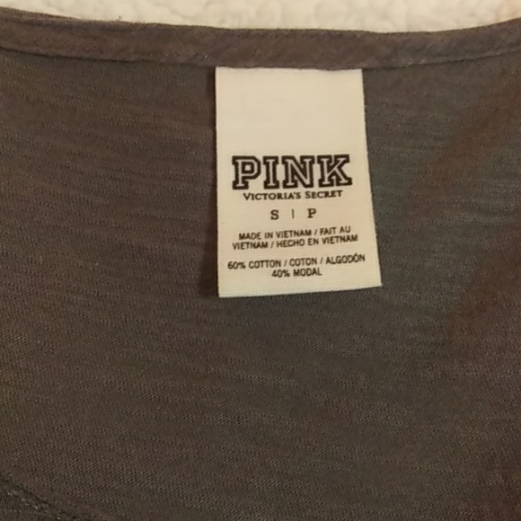 Bundle of PINK tops. - Picture 4 of 8
